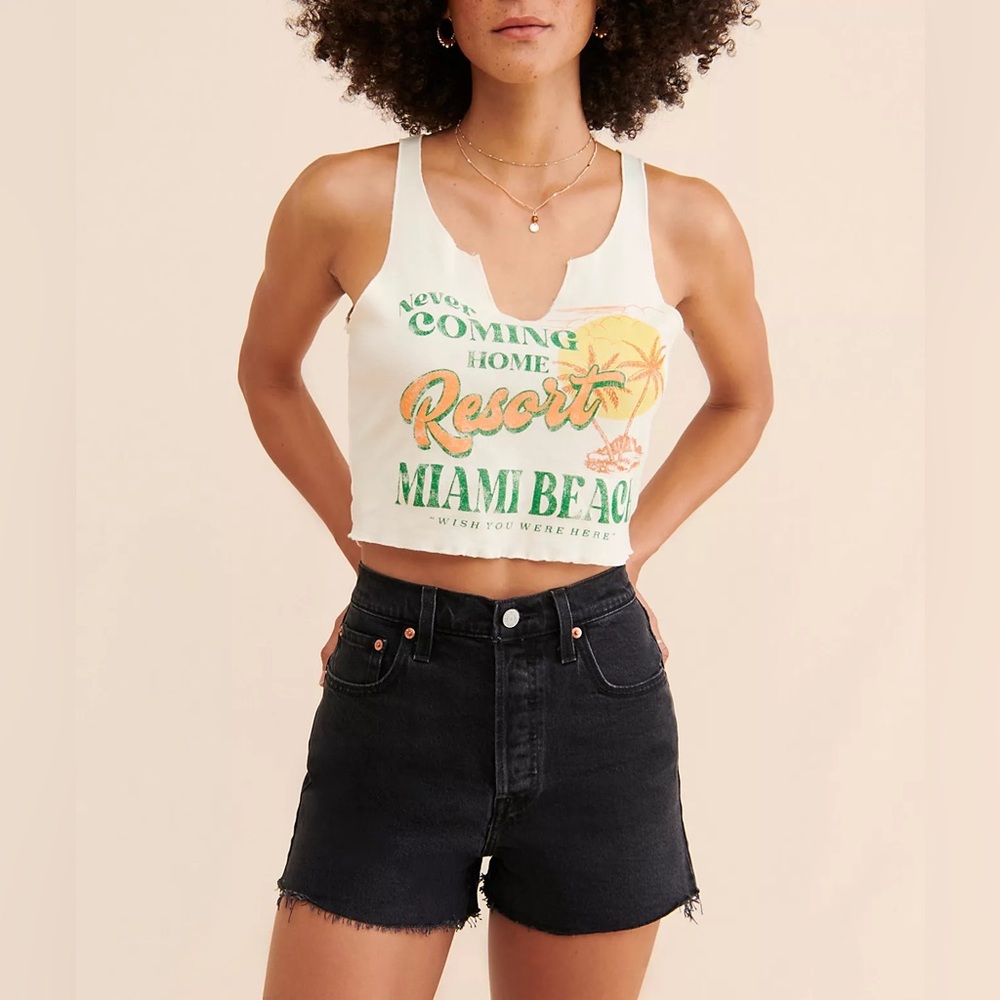 Levi's Ribcage Cutoff Shorts